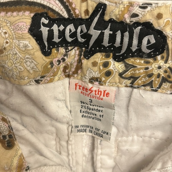 Freestyle Revolution Juniors Women White Straight Leg Pants Jeans Size 3 - Picture 3 of 4